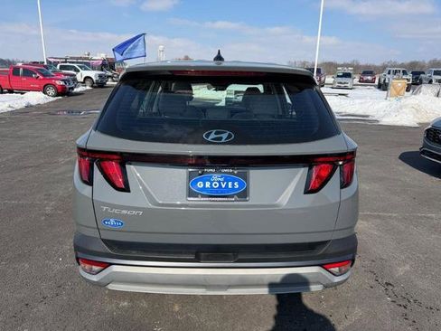 Used 2025 Hyundai Tucson SE FWD image 6
