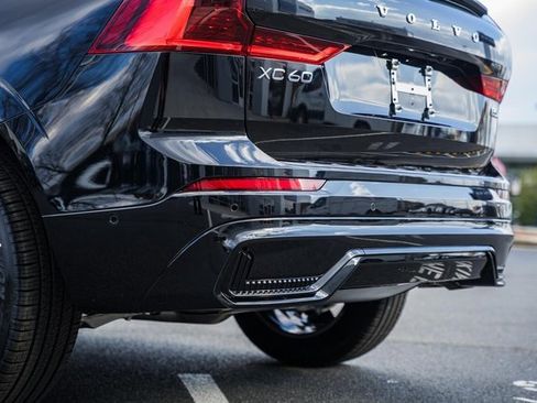 New 2026 Volvo XC60 B5 Plus w/ Protection Package Premier image 7