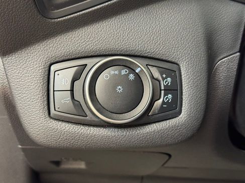 Used 2017 Ford Escape SE image 29