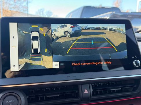 New 2026 Toyota Prius Plug-In Hybrid image 15