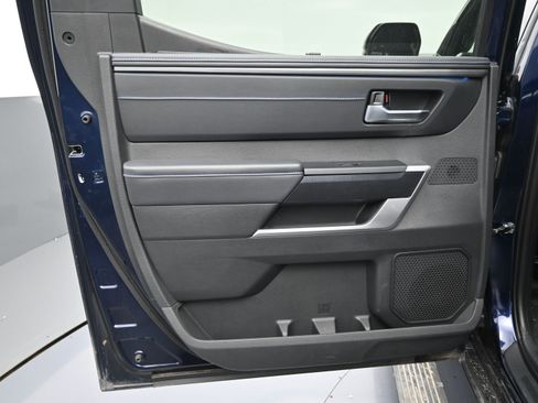 Used 2024 Toyota Tundra Platinum image 13