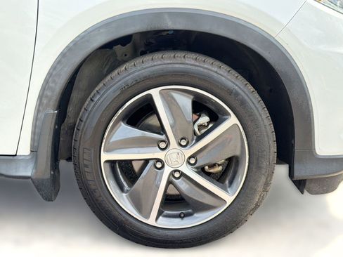Certified 2022 Honda HR-V EX image 12