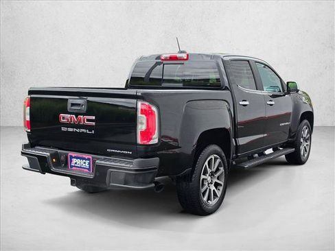 Used 2022 GMC Canyon Denali w/ Denali Black Edition Package AWD/4WD image 5