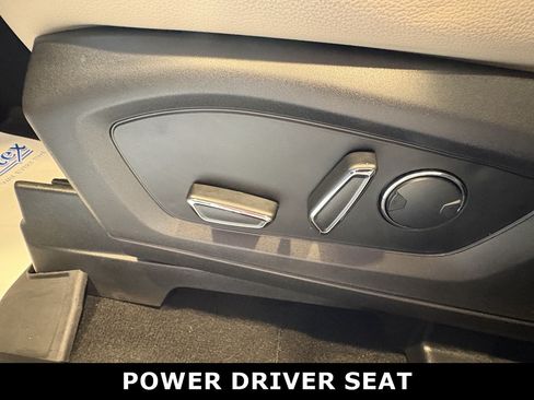 Used 2020 Ford Explorer Limited AWD/4WD image 22