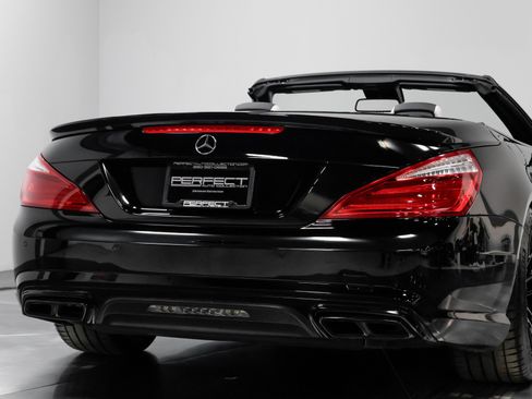 Used 2015 Mercedes-Benz SL 63 AMG w/ Driver Assistance Package image 53