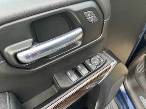 Used 2022 GMC Sierra 1500 Elevation AWD/4WD image 17