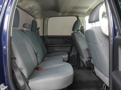 Used 2018 RAM 1500 Express w/ Express Value Package AWD/4WD image 12