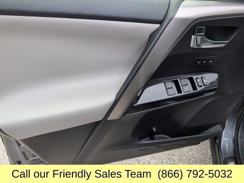 Used 2016 Toyota RAV4 Limited w/ Advanced Technology Package image 13