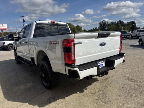 Used 2024 Ford F250 XL w/ STX Appearance Package image 5