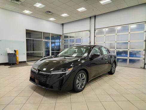 New 2026 Nissan Sentra SL w/ Floor Mat Package FWD image 7