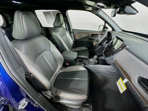 Used 2025 Subaru Forester Sport image 35