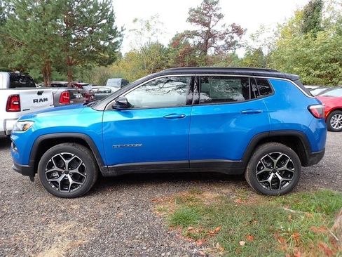 New 2026 Jeep Compass Limited image 2