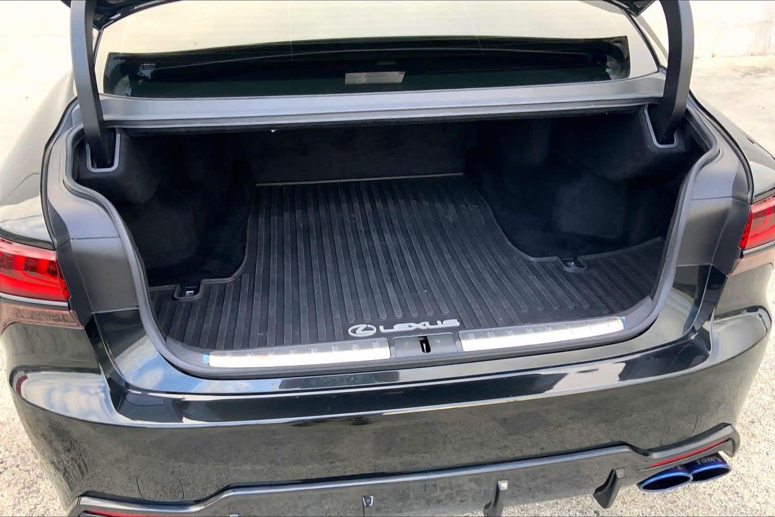Used 2021 Lexus LS 500 w/ Luxury Package RWD image 18