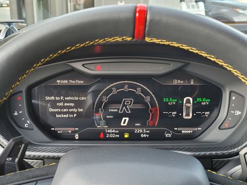 Used 2024 Lamborghini Urus Performante image 19