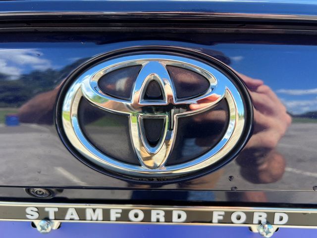 Used 2025 Toyota RAV4 XLE AWD/4WD image 38