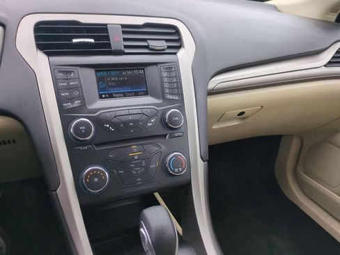 Used 2014 Ford Fusion SE image 28