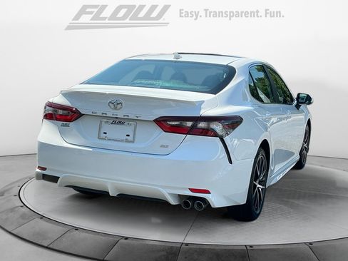 Used 2023 Toyota Camry SE FWD image 9