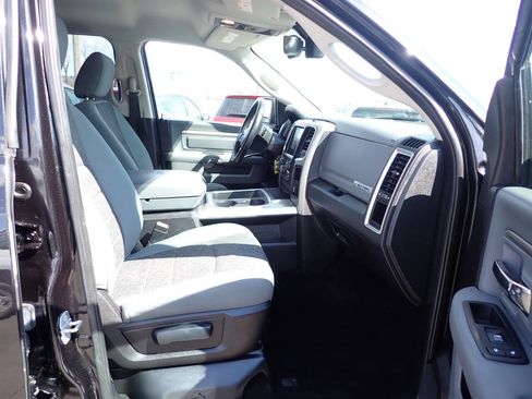 Used 2016 RAM 1500 Big Horn image 12