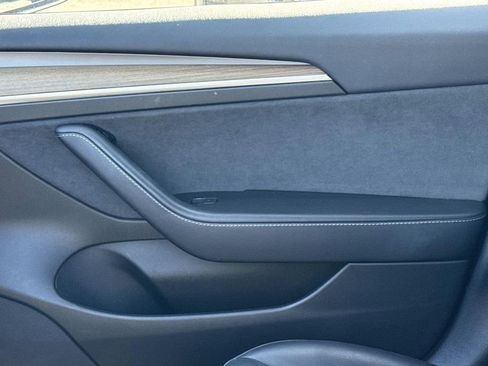 Used 2023 Tesla Model 3 Standard Range image 23