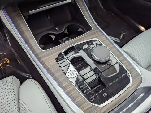 Certified 2024 BMW X5 sDrive40i w/ Premium Package image 31