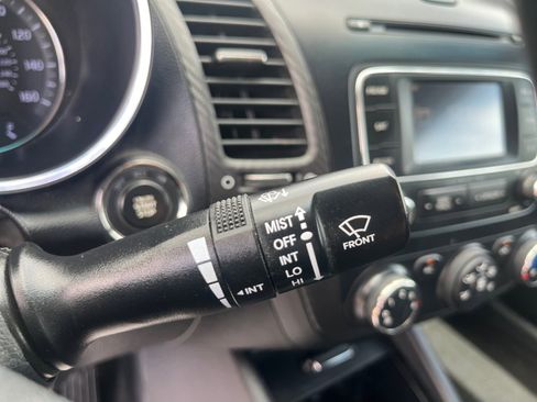 Used 2014 Kia Forte Koup EX w/ EX Premium Package image 11