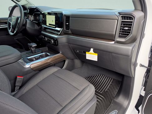 New 2026 Chevrolet Silverado 1500 LT AWD/4WD image 14