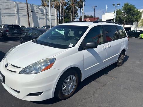 Used 2008 Toyota Sienna LE FWD image 8