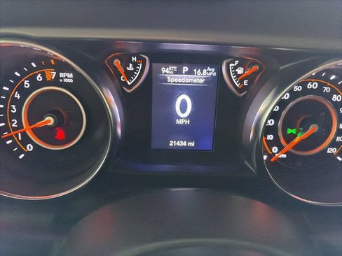Used 2022 Jeep Wrangler Sport AWD/4WD image 14