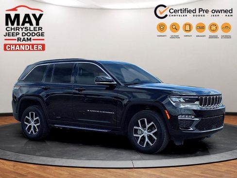 Used 2025 Jeep Grand Cherokee Limited w/ Luxury Tech Group II AWD/4WD image 21