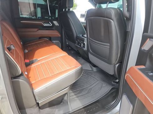 Used 2025 GMC Sierra 3500 Denali Ultimate AWD/4WD image 25