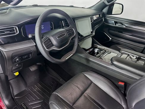 Used 2022 Jeep Wagoneer Series III w/ Convenience Group I image 30