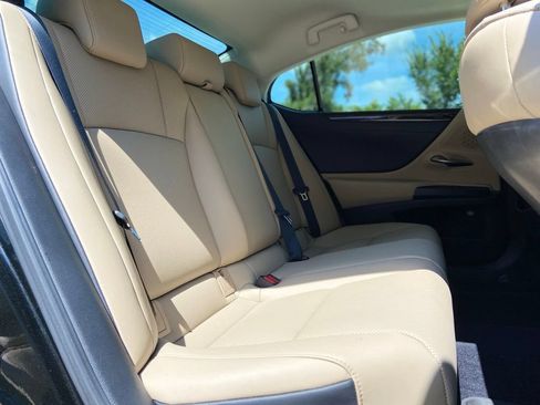 Used 2021 Lexus ES 350 w/ Premium Package FWD image 24