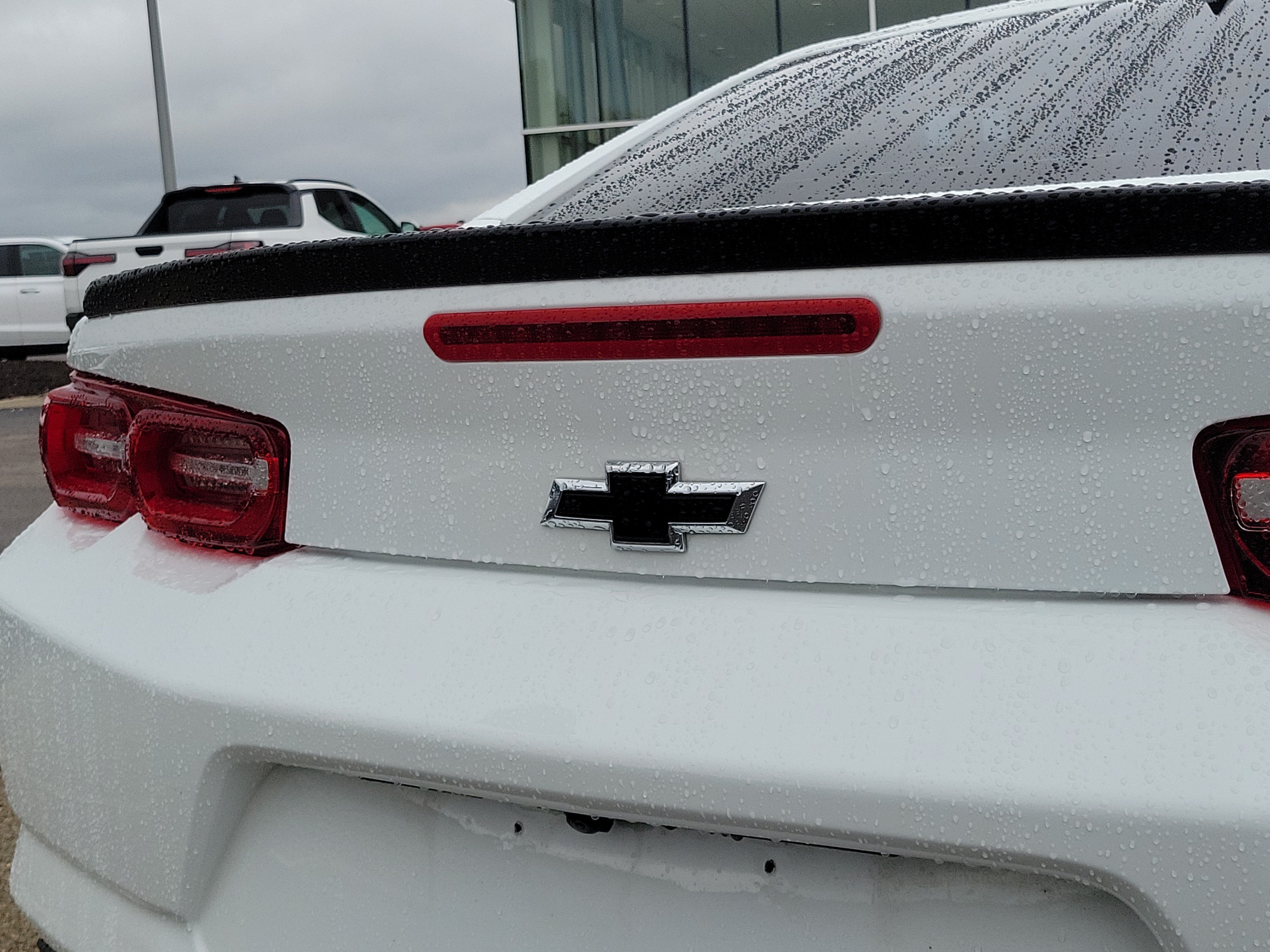 Used 2023 Chevrolet Camaro LT RWD image 7