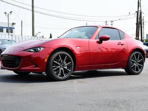 New 2026 MAZDA MX-5 Miata RF Grand Touring RWD image 28