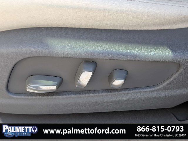 Used 2020 Cadillac XT5 Premium Luxury FWD image 19