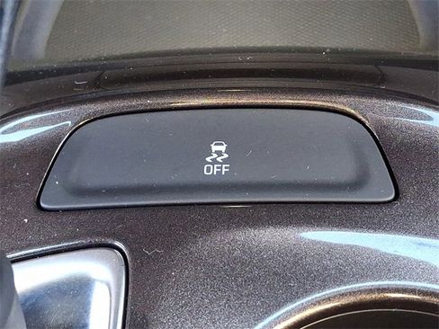 Used 2024 Chevrolet Malibu LS image 23