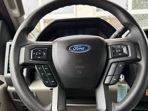 Used 2020 Ford F150 XLT image 23