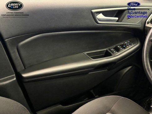 Used 2021 Ford Edge SE image 29