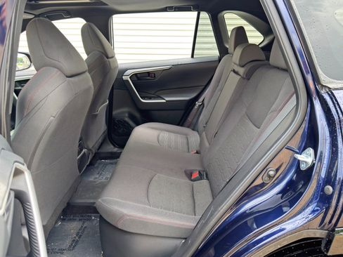 Used 2021 Toyota RAV4 SE w/ Weather & Moonroof Package AWD/4WD image 37