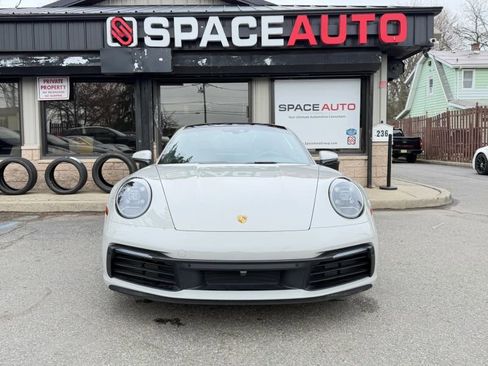Used 2021 Porsche 911 Carrera image 2