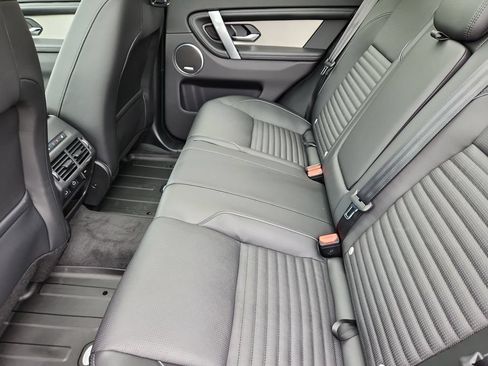 New 2026 Land Rover Discovery Sport Landmark AWD/4WD image 5