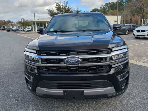 Used 2024 Ford Expedition Limited image 9