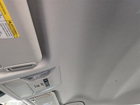 Used 2021 Toyota RAV4 XLE image 24