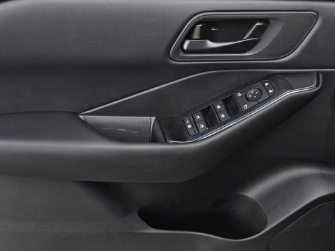 New 2026 Nissan Rogue S image 16