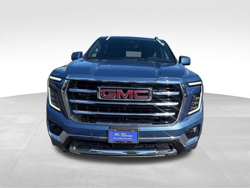 Used 2026 GMC Yukon XL Elevation w/ Elevation Premium Package AWD/4WD image 2