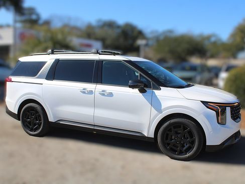 New 2027 Kia Carnival SX Prestige FWD image 4