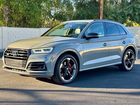 Used 2019 Audi SQ5 Prestige w/ Prestige Package image 2