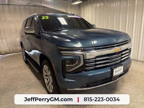 Used 2025 Chevrolet Tahoe Premier w/ Sun And Tow Package AWD/4WD image 2