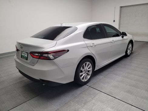 Used 2023 Toyota Camry LE image 9