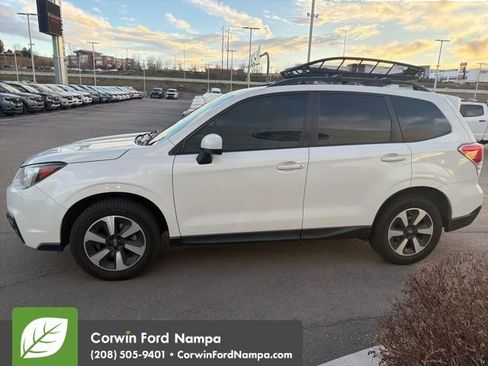 Used 2018 Subaru Forester 2.5i Premium image 4